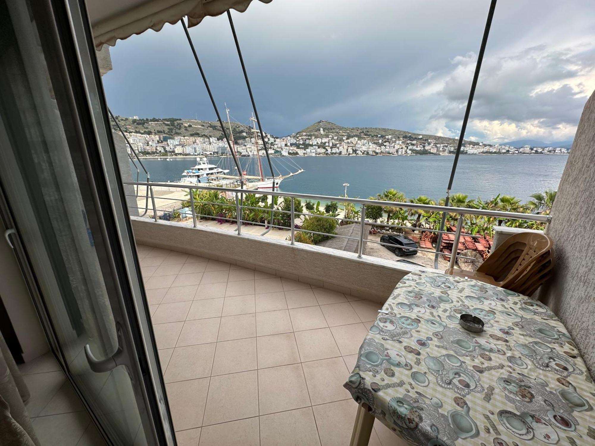 Lucky Apartment *